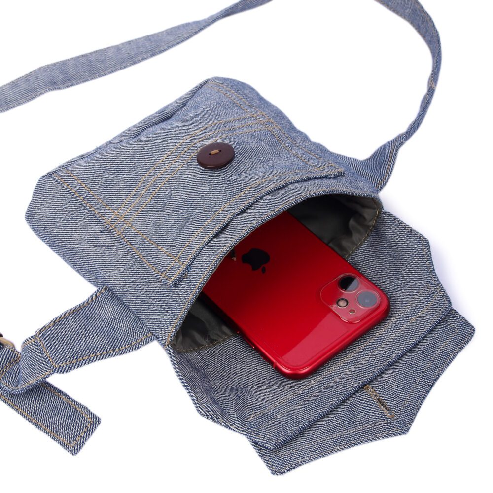 Unisex Belt Bag - Image 10